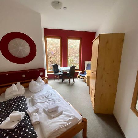 Pension Sassnitz Atelierhaus Extérieur photo